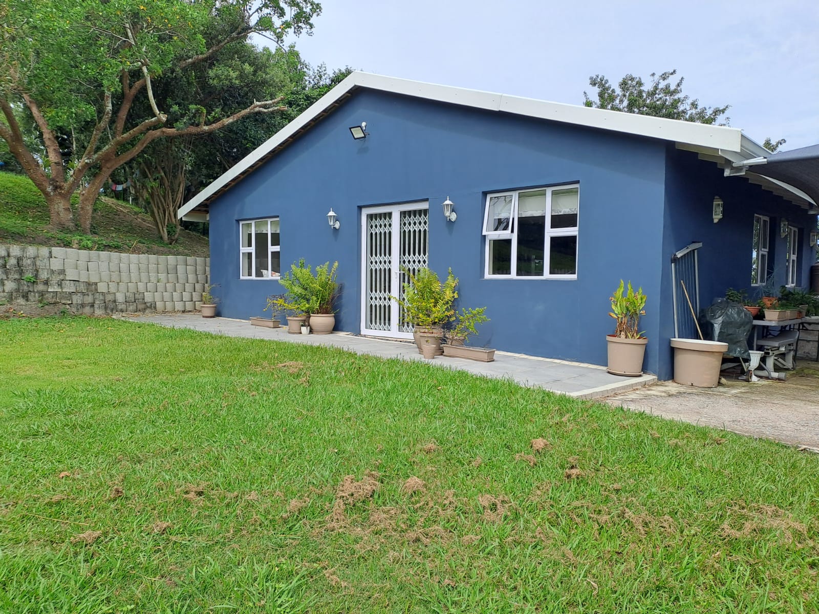 Cottage and garden from the side